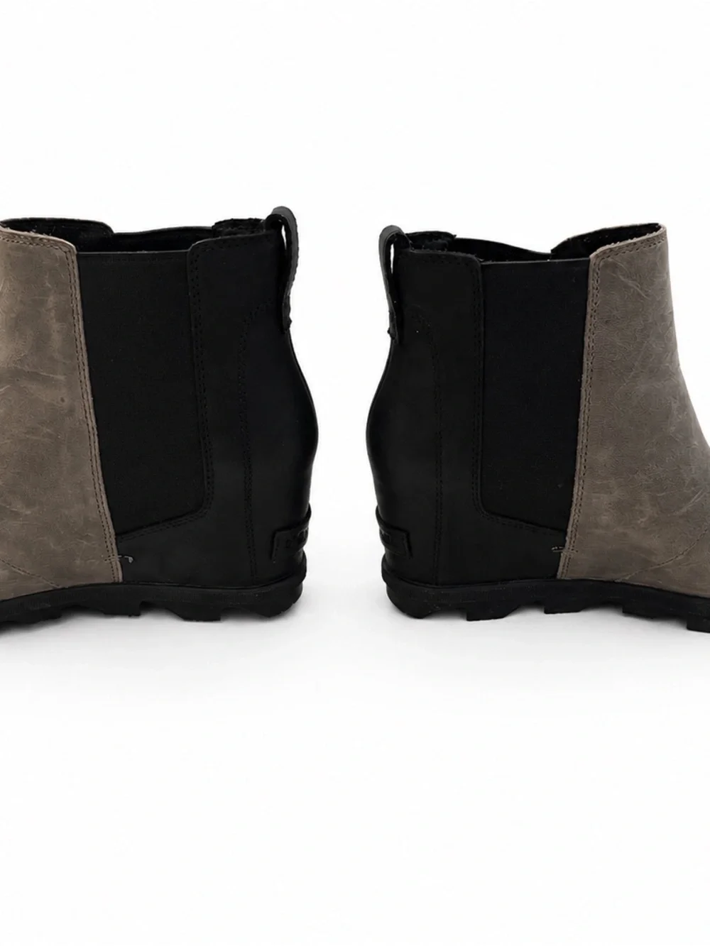 Sorel Two-Tone Chelsea Ankle Boot in Gray and Black